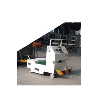 溶接ロボットによって使用される1300KG負荷重量が付いている一方通行の牽引AGV-QYD1300のAGVのヘルメット
