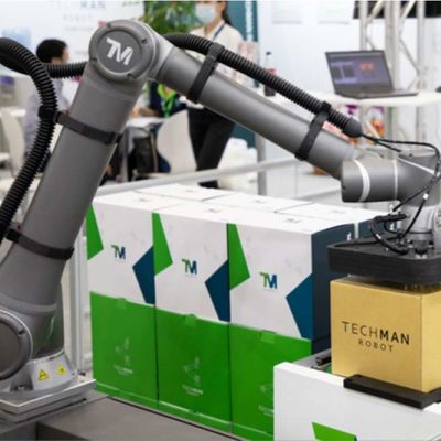 溶接ロボット腕 オートメーション OMRON TM12 6 軸 協働ロボットとしてのロボット腕