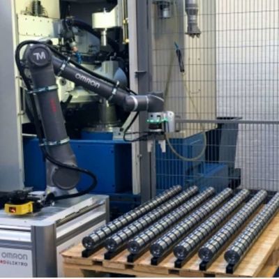 溶接ロボット腕 オートメーション OMRON TM12 6 軸 協働ロボットとしてのロボット腕