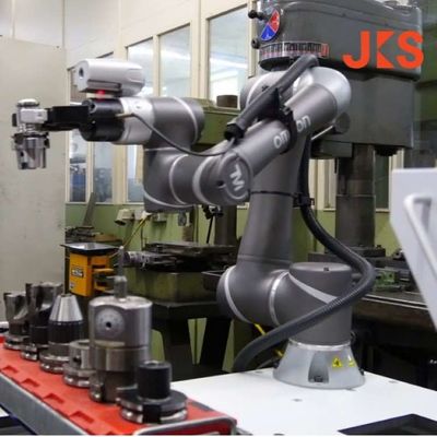 Cobotのロボットとして共同のロボティック腕OMRON TM12Mのロボット腕6の軸線