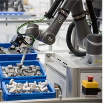 Cobotとしてロボットを扱う視覚カメラとのロボット腕6の軸線OMRON TM14M