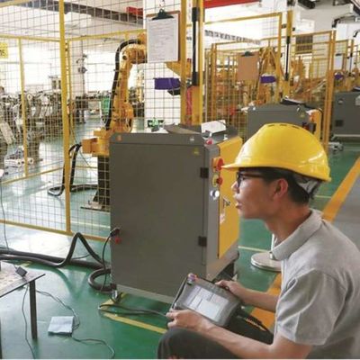 中国のロボット原子10KG 1378MMのプログラム可能なロボティック腕6の軸線のパレットで運搬するロボット