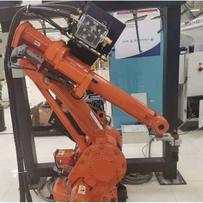 他の溶接装置としてアーク溶接のための溶接ロボット6の軸線IRB 1410