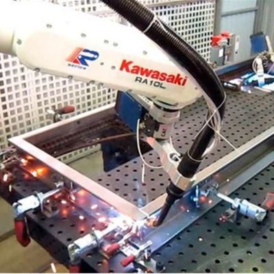 溶接ロボットとしてアークの溶接工との自動溶接のロボットRA010N 6軸線