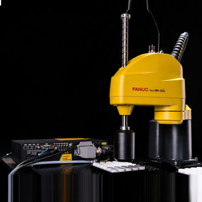 アセンブリ機械材料の処理装置の部品エンジン アセンブリが付いている工業用ロボットのSr3iAのScaraのロボット