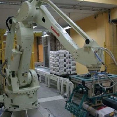 工業用ロボットをパレットで運搬するためのロボティック腕のマニピュレーターCP700Lのペイロード700kg