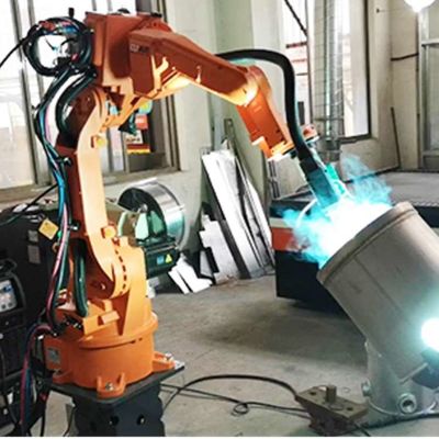 Migの溶接工の溶接ロボットが付いている溶接のロボティック腕6の軸線QJR6-3中国のロボット