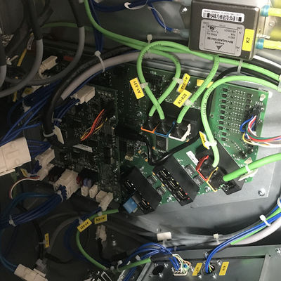 KUKA CCUはKUKAのロボット付属品の安全回路モジュールのCIB+PMBのマザーボードとして00-235-627に乗る