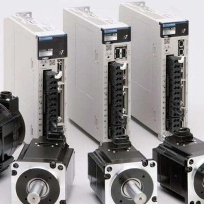 サーボドライバー SGM7J-A5A7C6E ロボットアーム自動化のためのACサーボモーター