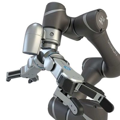 ロボット グリッパーとして適用範囲が広いグリッパー2指RG6を搭載する共同のロボティック腕