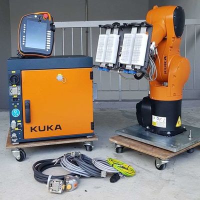 ロボットアームコントローラー KR C4 ロボット CNC コントローラー コーカ産業用 ロボットアーム