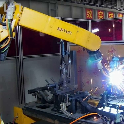 ロボティック溶接機ER15-3500の溶接ロボットのペイロード15kgミグ溶接のロボット
