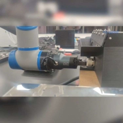 中国 ロボット 電動グリッパー PGS-5 コボットとしてピックと場所のためのCNCロボットアームと組み合わせ