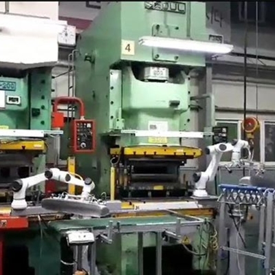 6軸線のAGVのロボット ペイロード5kgを一突きおよび場所機械使用としてハンの小妖精シリーズE5 Cobot